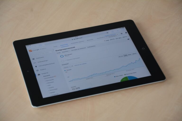 A web analytics chart showing monthly organic traffic rising