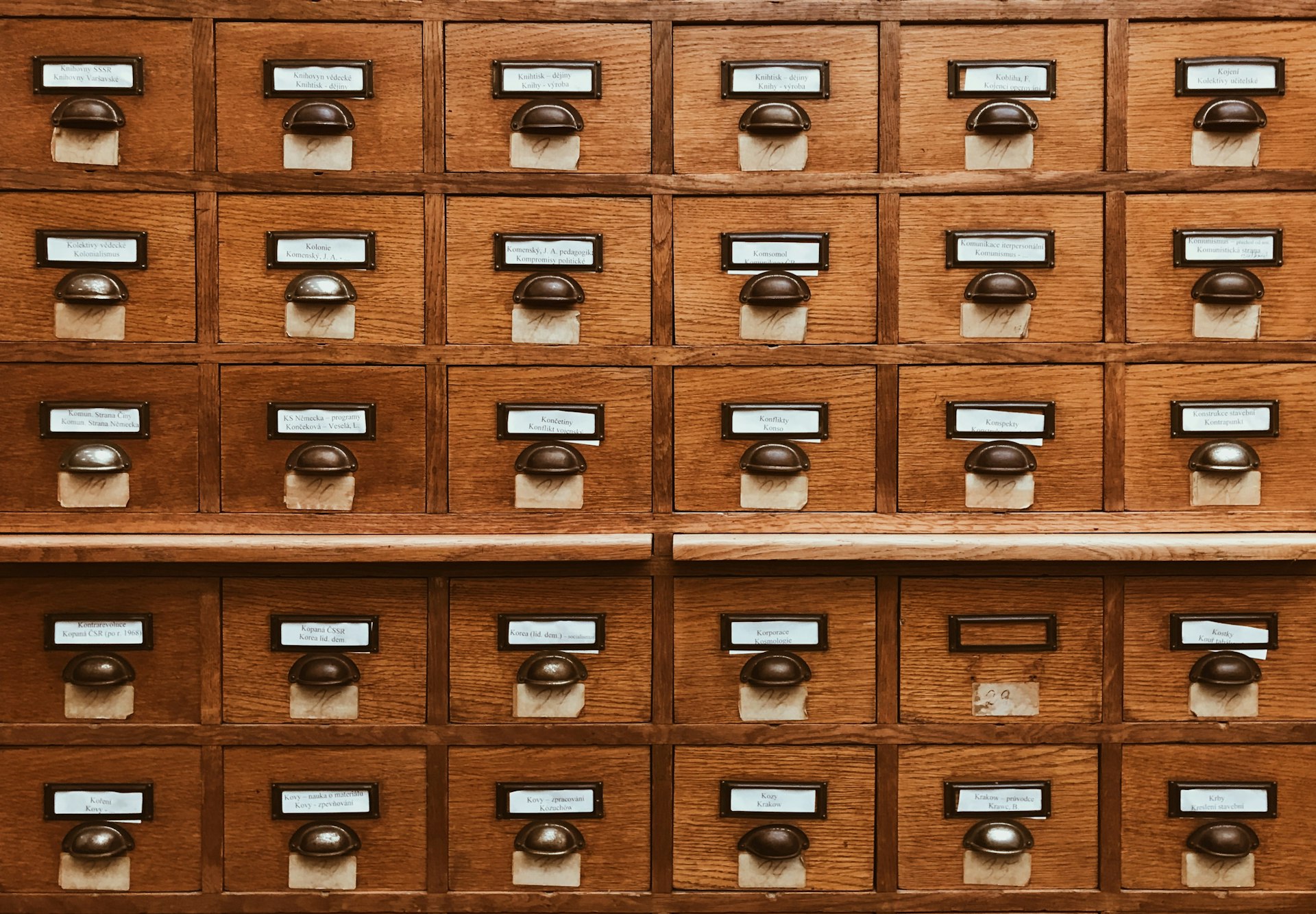 Labelled filing drawers