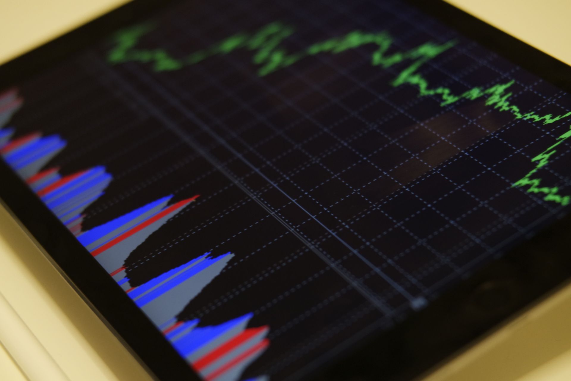 A traffic graph collapsing