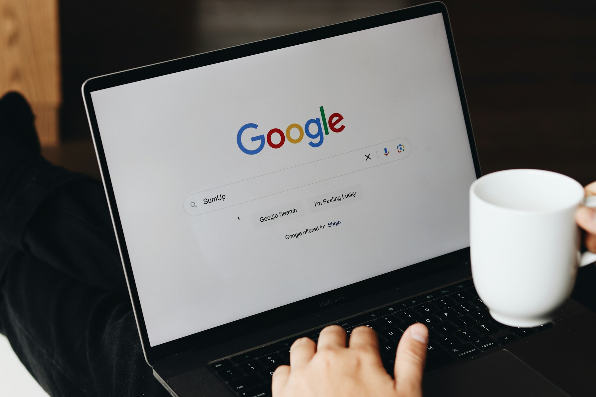 A private browsing search on a laptop