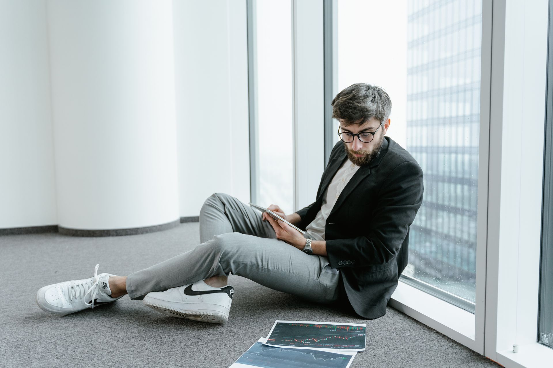 An analyst comparing competitors