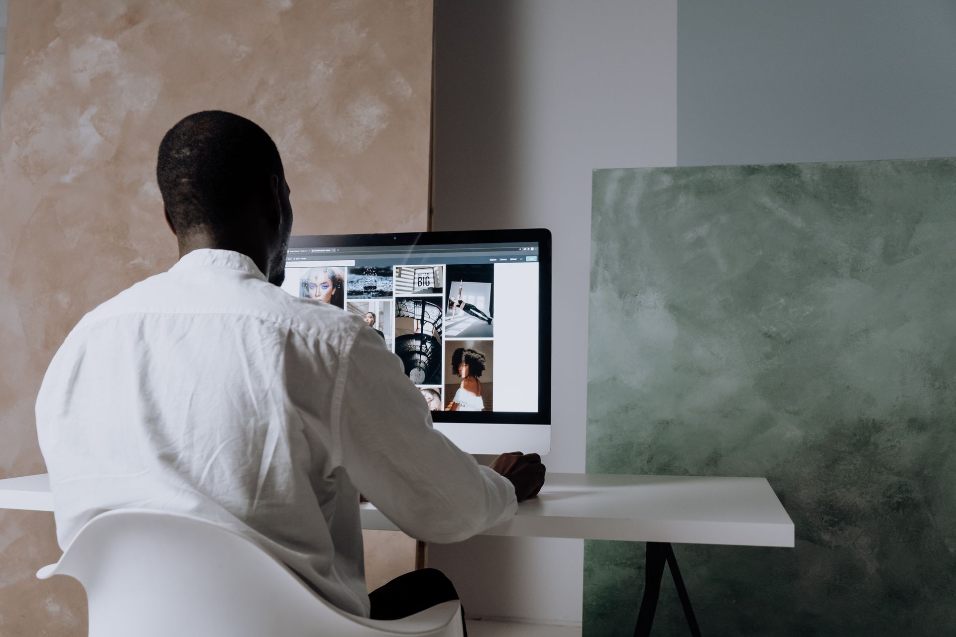 A person building a website