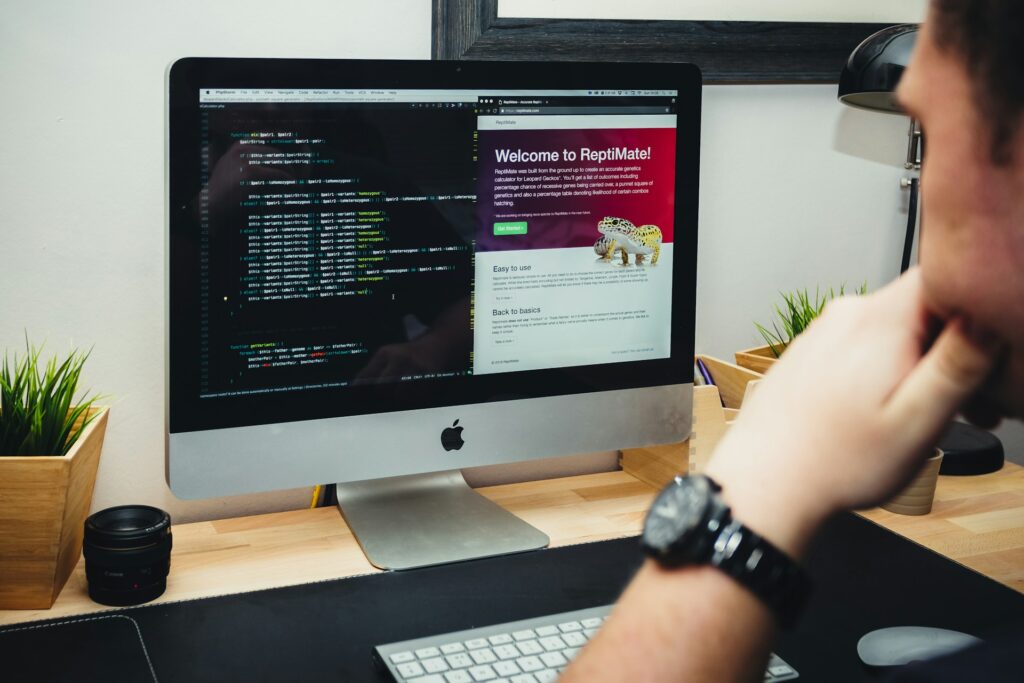 A lost backlinks report on a monitor
