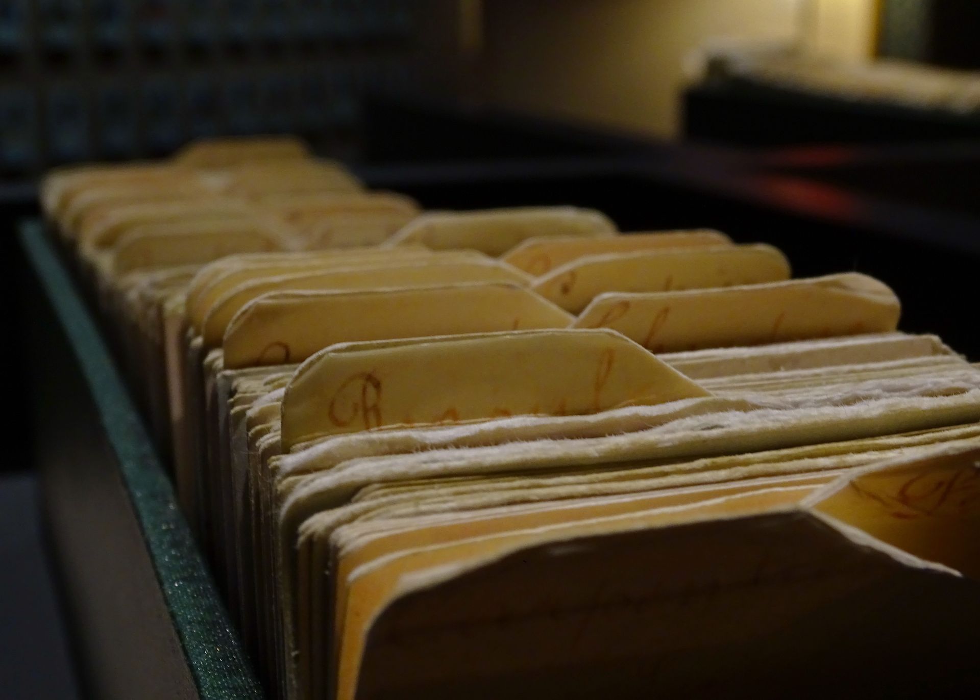 Index cards in a file