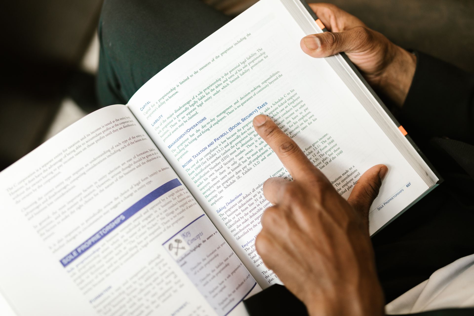 A cluster article linking back to a guide