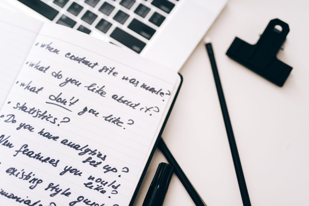 A long guide with a table of contents on a laptop