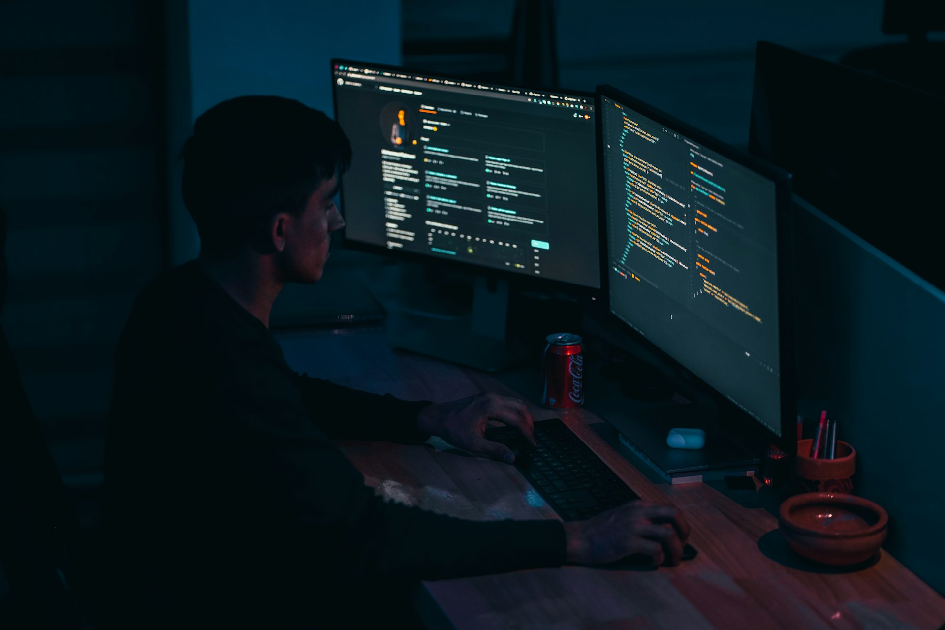 A developer reviewing crawl settings on a monitor