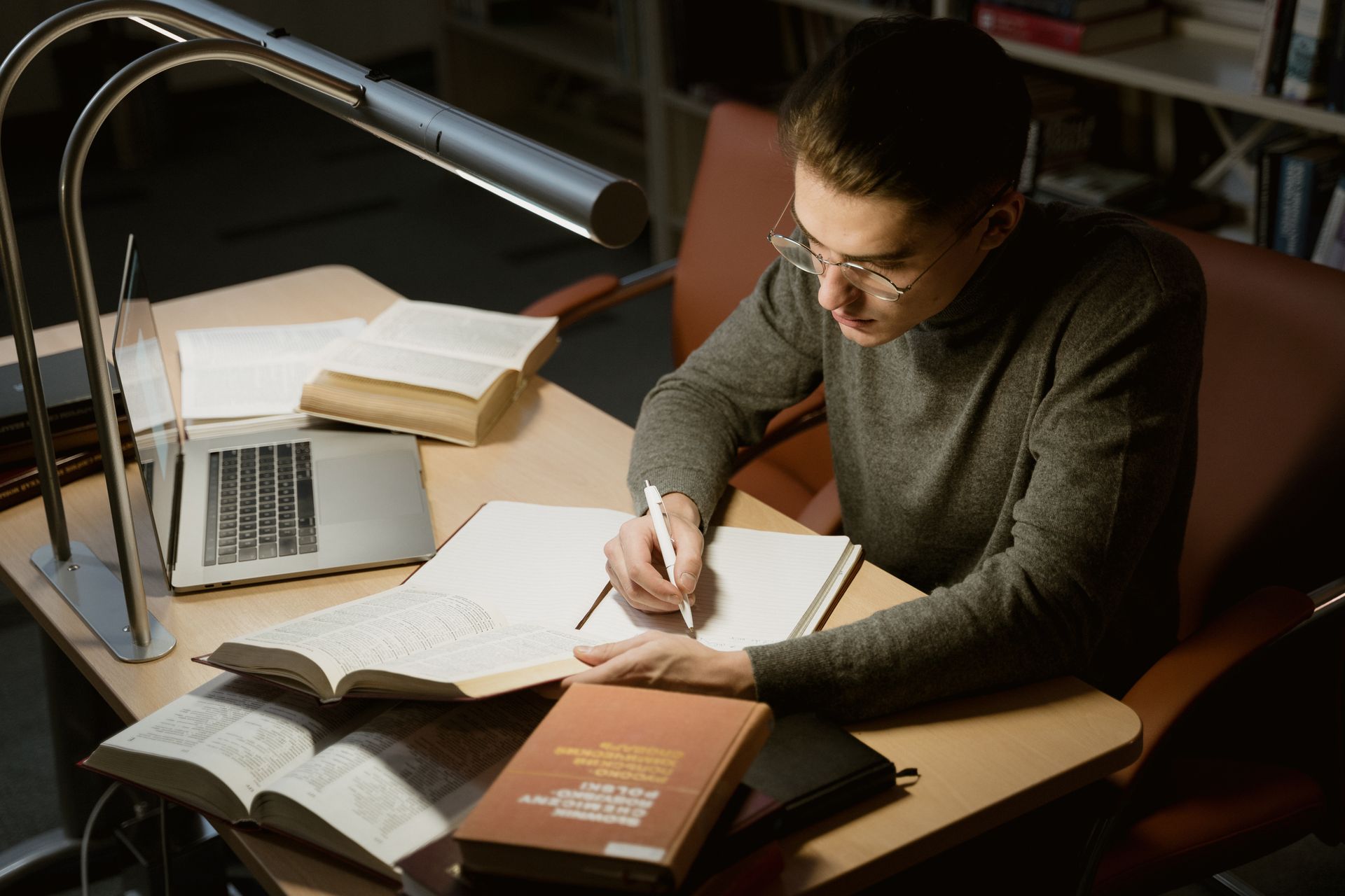 A library study desk