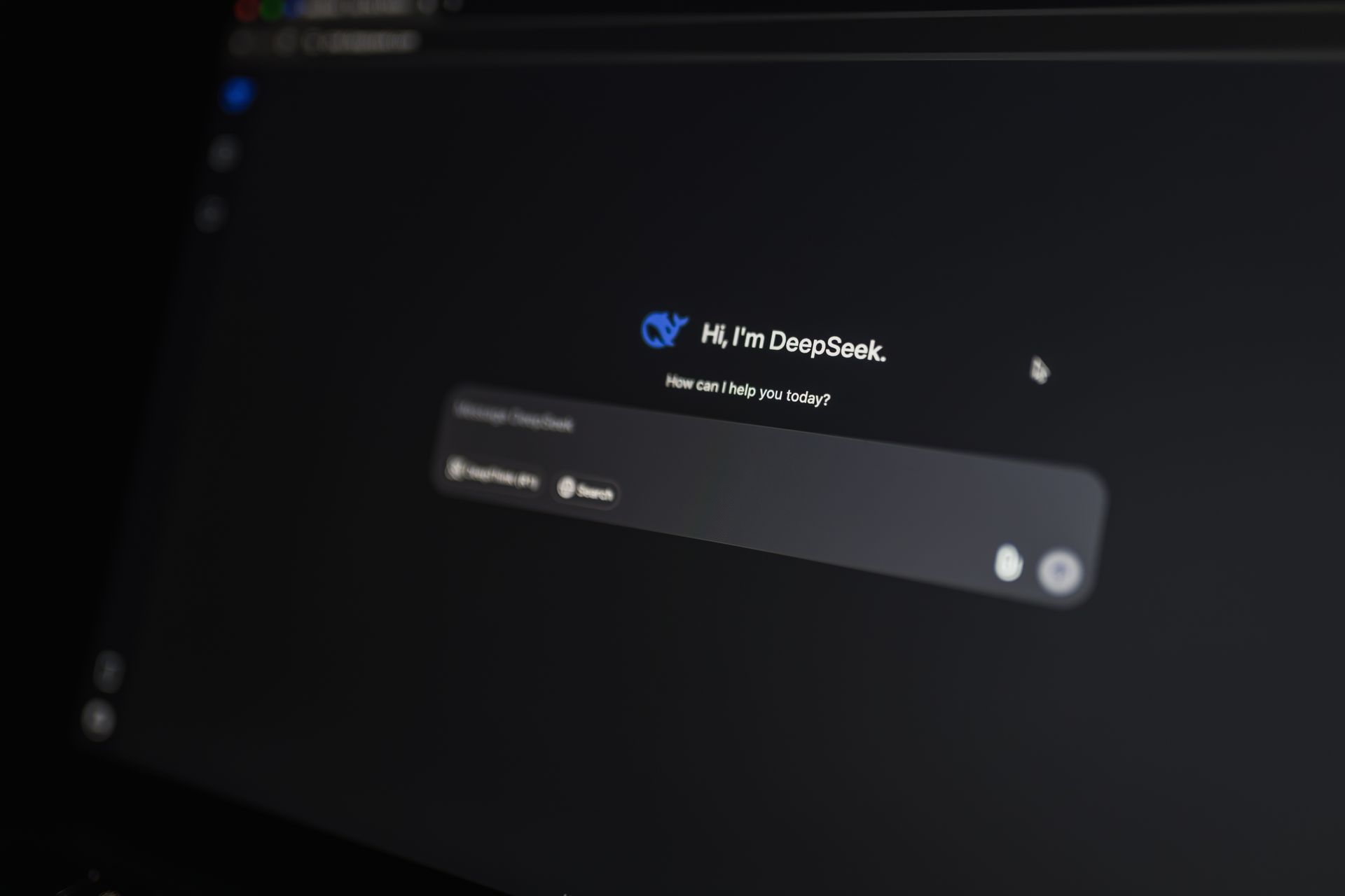 An AI assistant answer mentioning a brand
