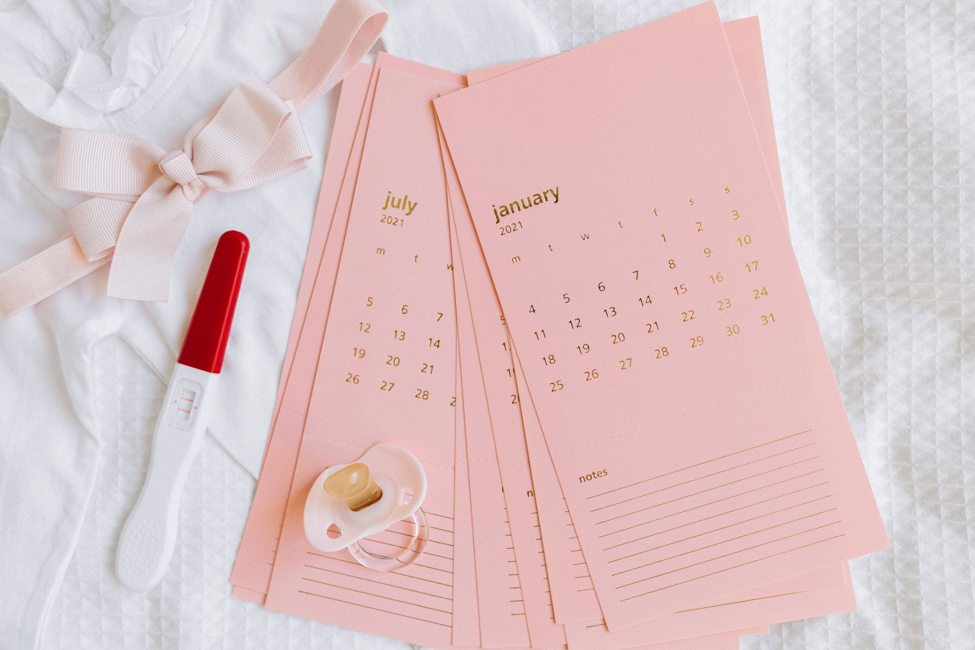 A 90-day calendar marked with milestones