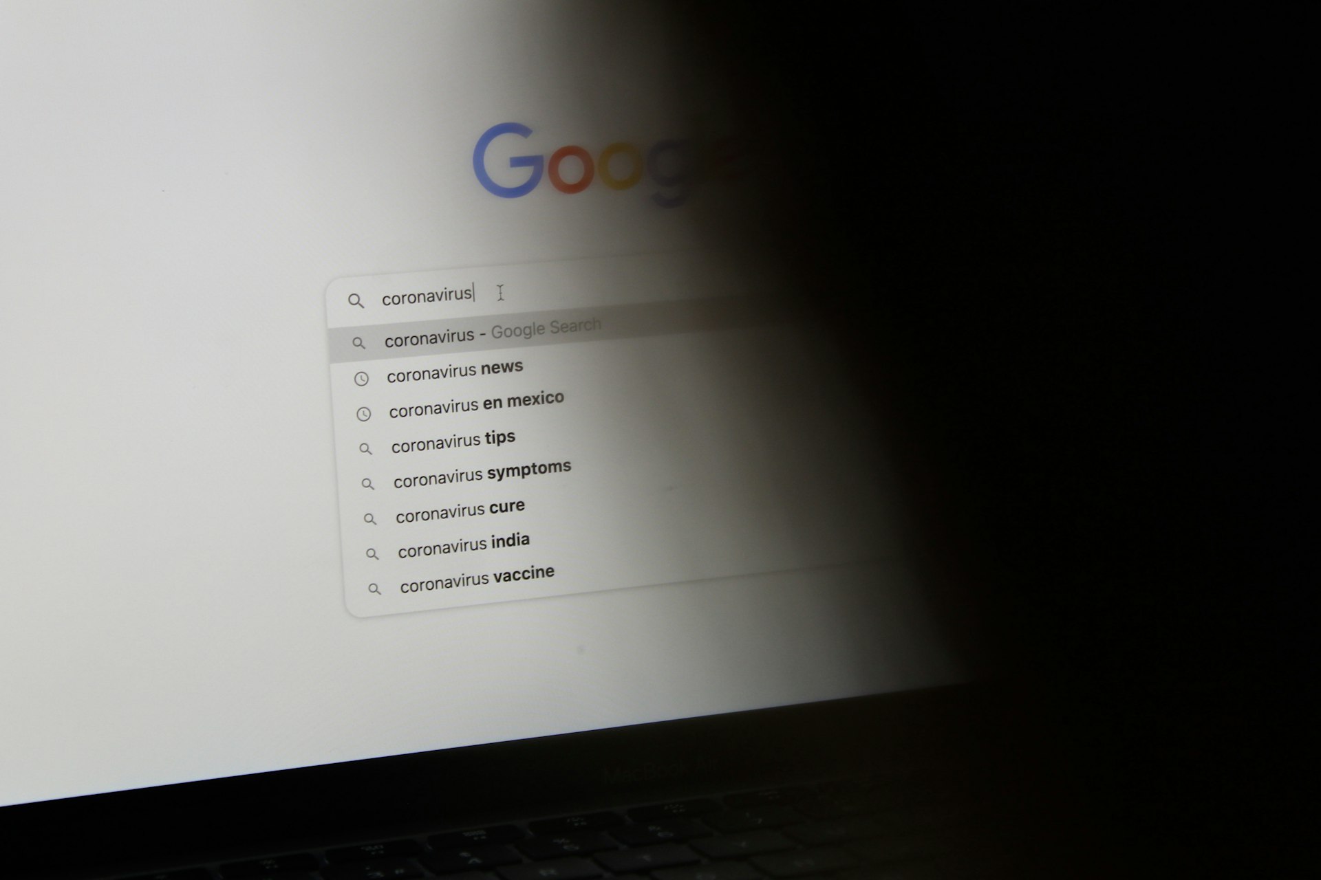 A featured snippet box in search results
