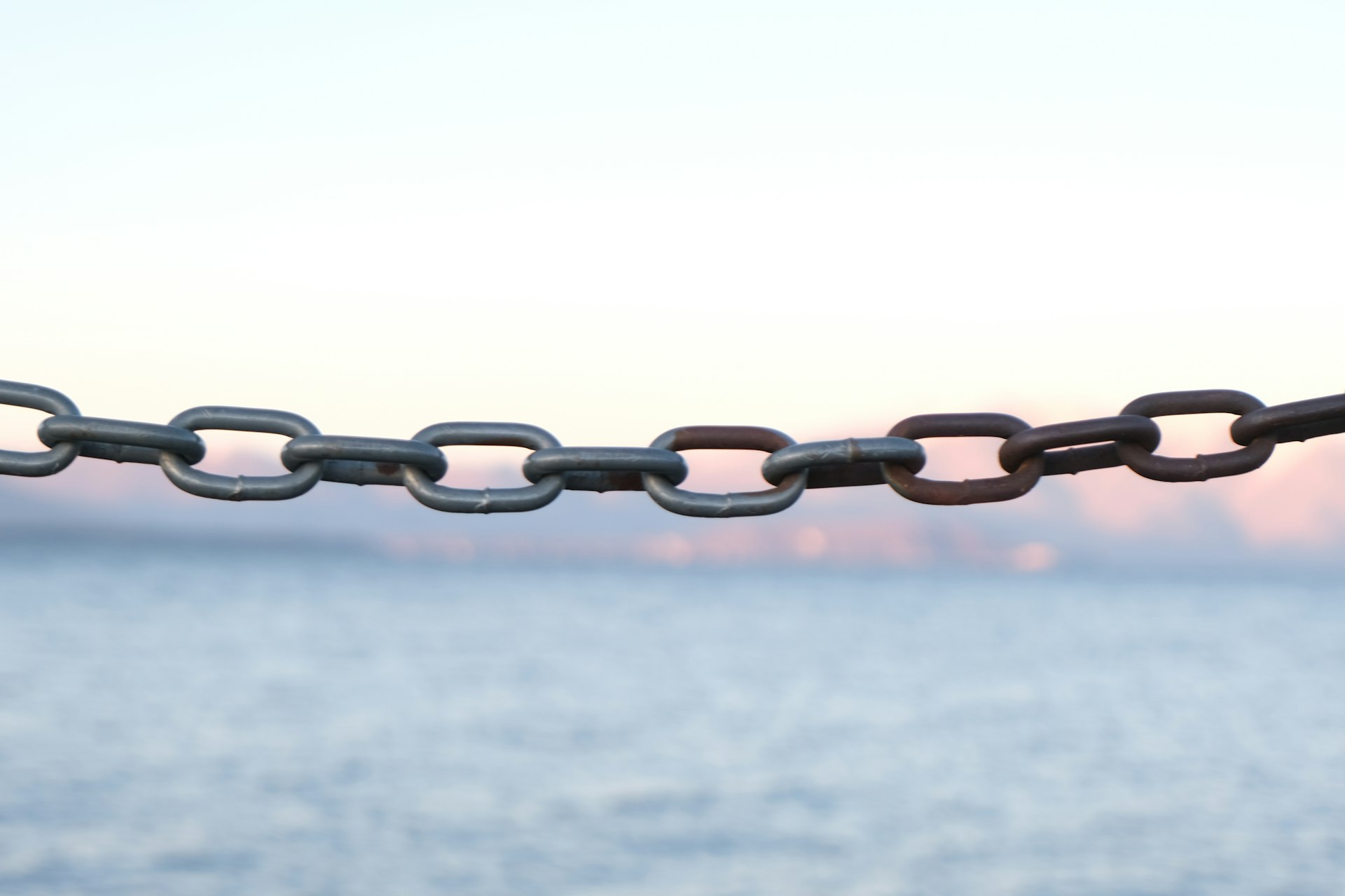 A chain on a desk